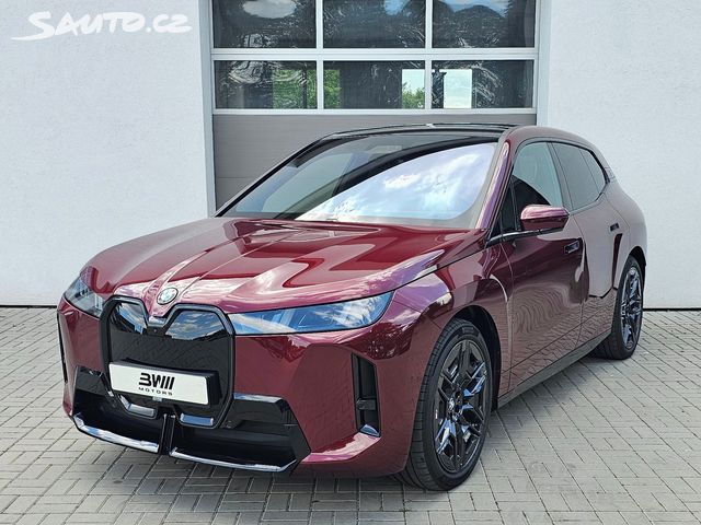 BMW iX